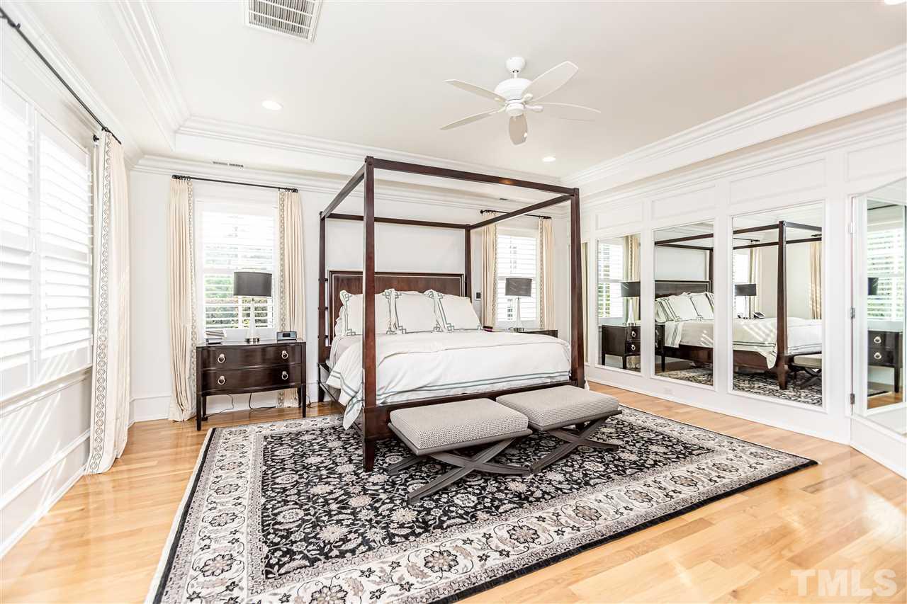2714 Cambridge Road Raleigh, NC 27608 - Photo 14 of 30