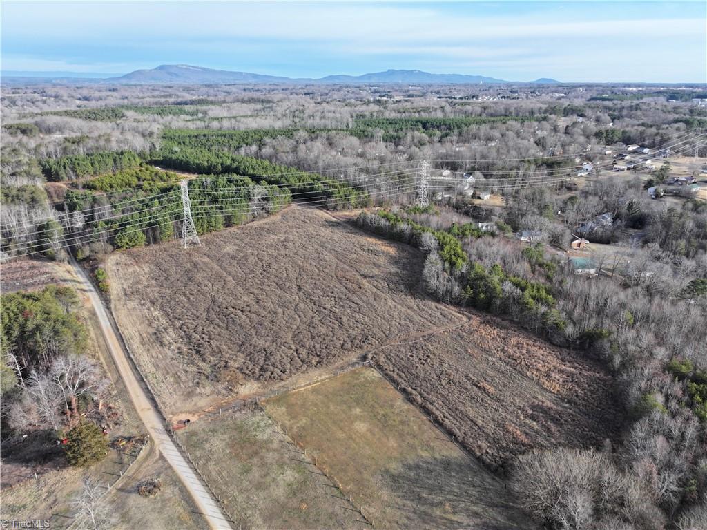 7975 Evans Farm Road Tobaccoville, NC 27050 - Photo 7 of 13