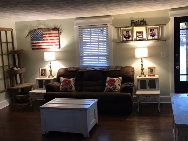 1159 Abigail Road Bedford, VA 24523 - Photo 7 of 48 living1