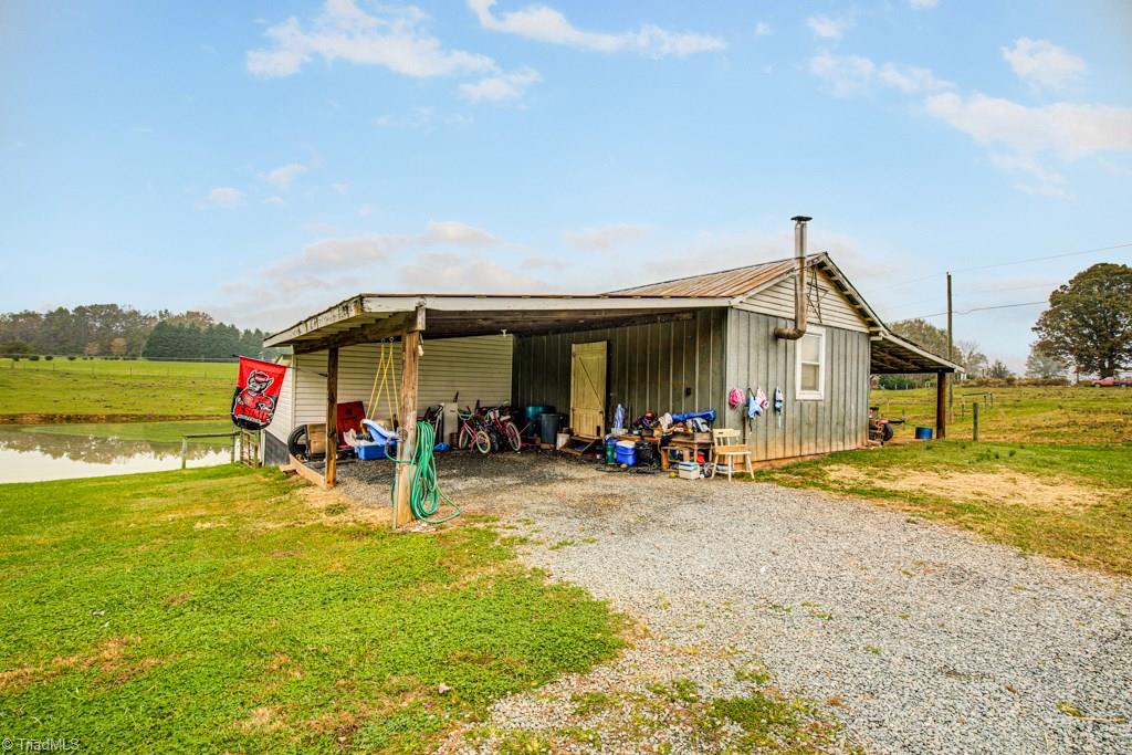 825 Tom Hunter Road Pilot Mountain, NC 27041 - Photo 33 of 45 Gallery Image 33