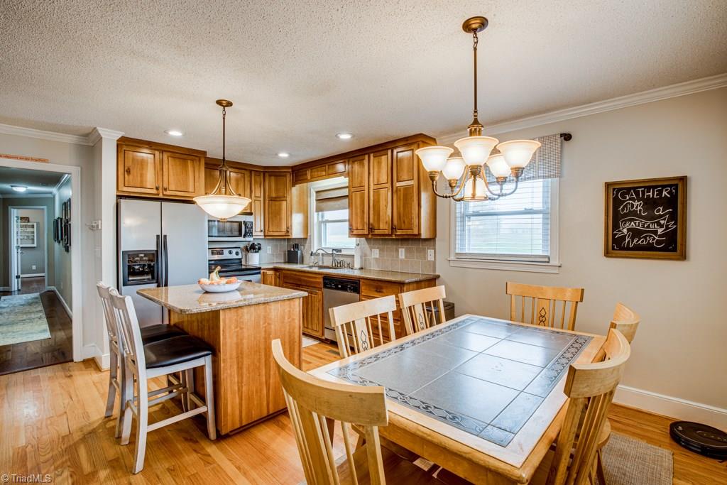825 Tom Hunter Road Pilot Mountain, NC 27041 - Photo 10 of 45 Gallery Image 10