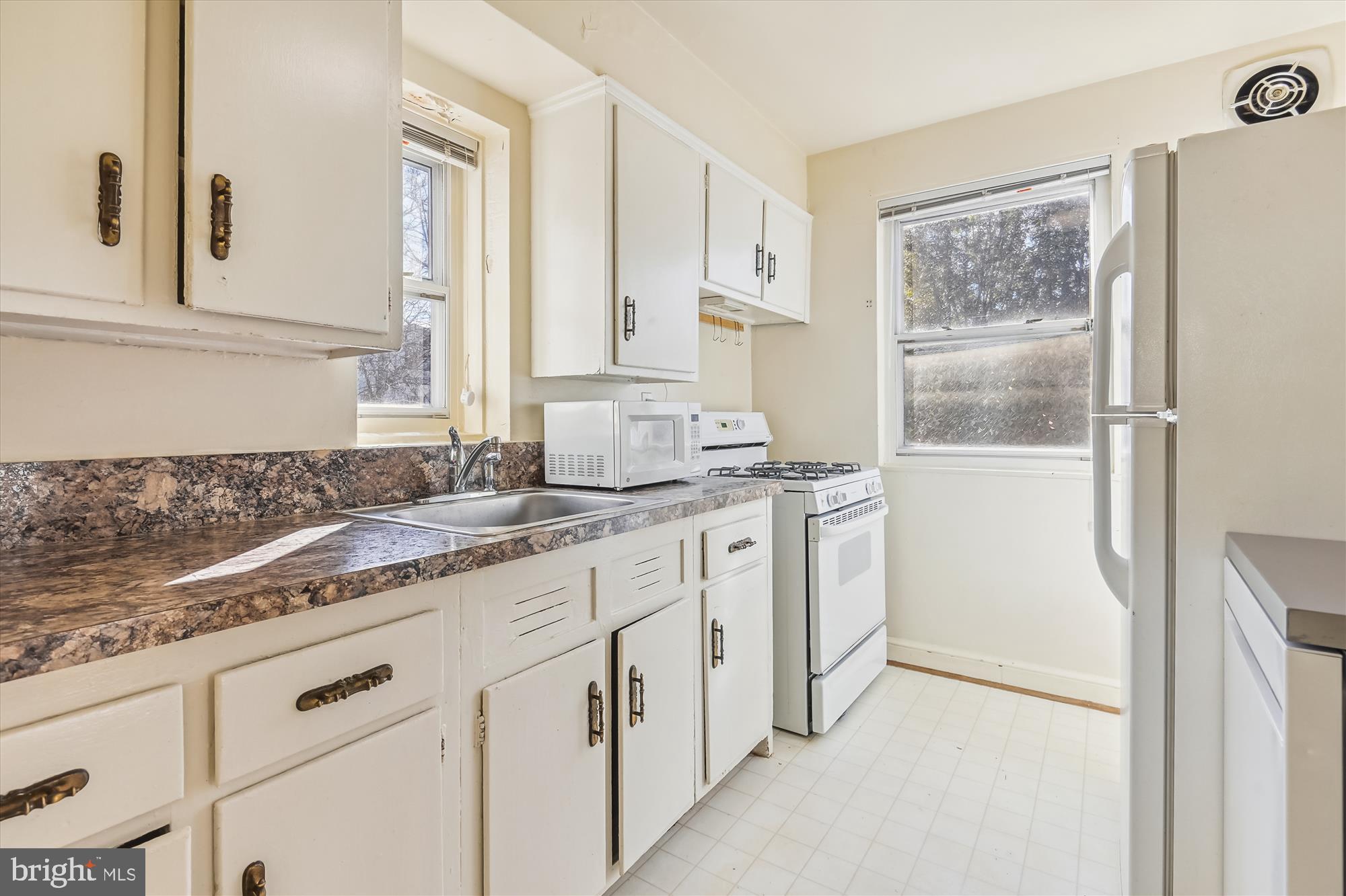 2604 Ross Road Chevy Chase, MD 20815 - Photo 9 of 53 Galley Kitchen