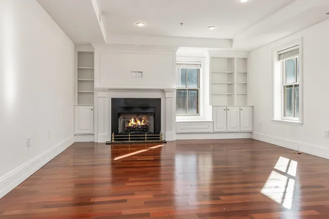 $1,250,000 | 18 Congress Street, Unit 308, Portsmouth, NH 03801