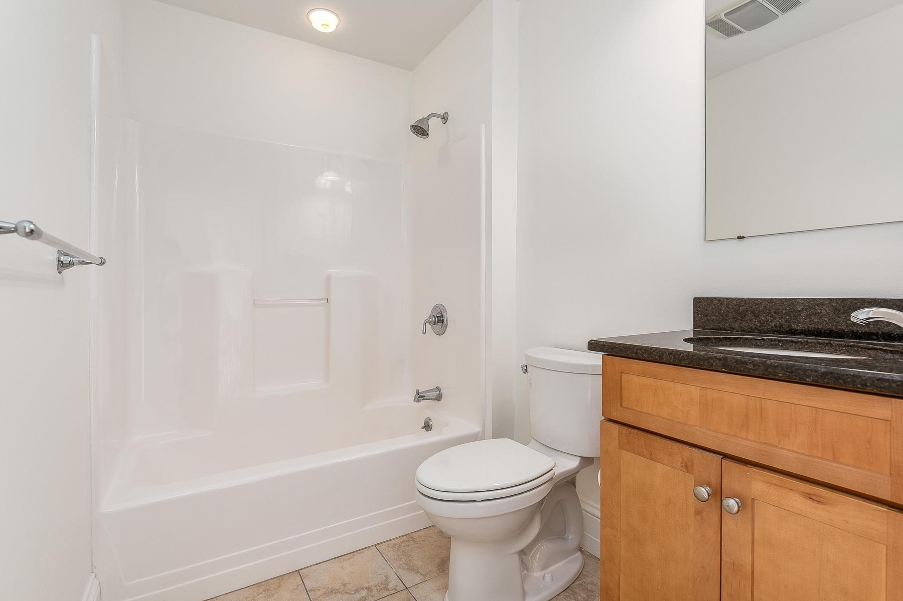 18 Congress Street, Unit 308 Portsmouth, NH 03801 - Photo 21 of 33