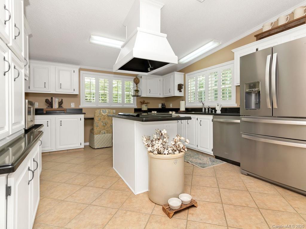 480 Clement Road Brevard, NC 28712 - Photo 22 of 44 Gallery Image 22