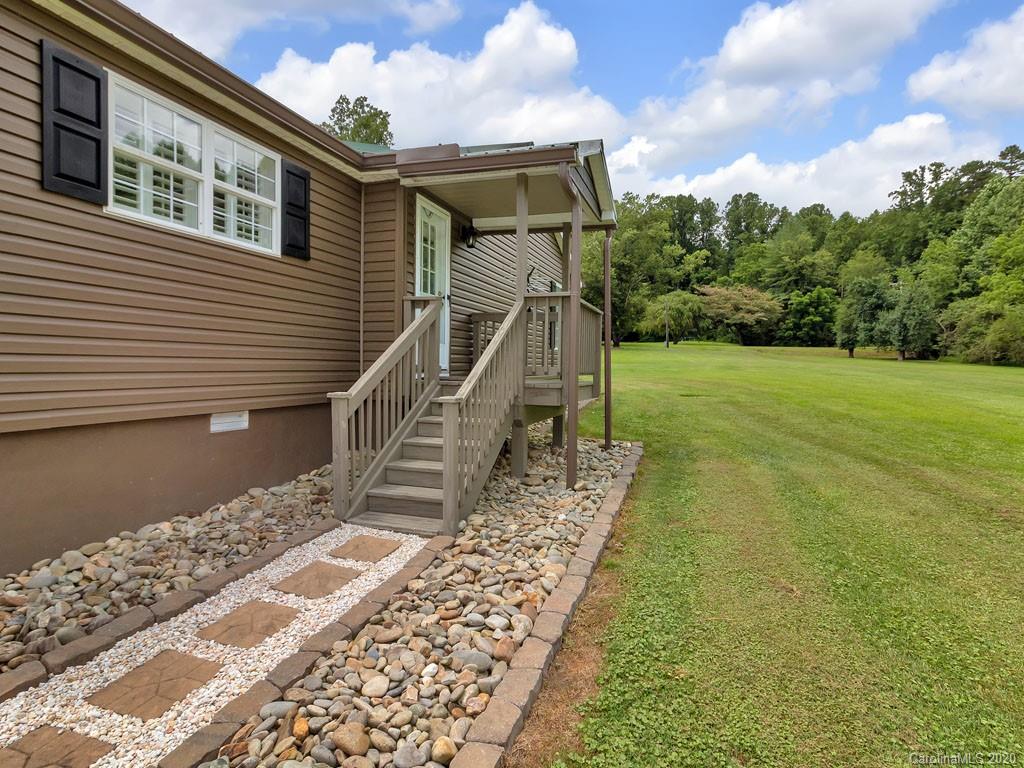 480 Clement Road Brevard, NC 28712 - Photo 31 of 44 Gallery Image 31