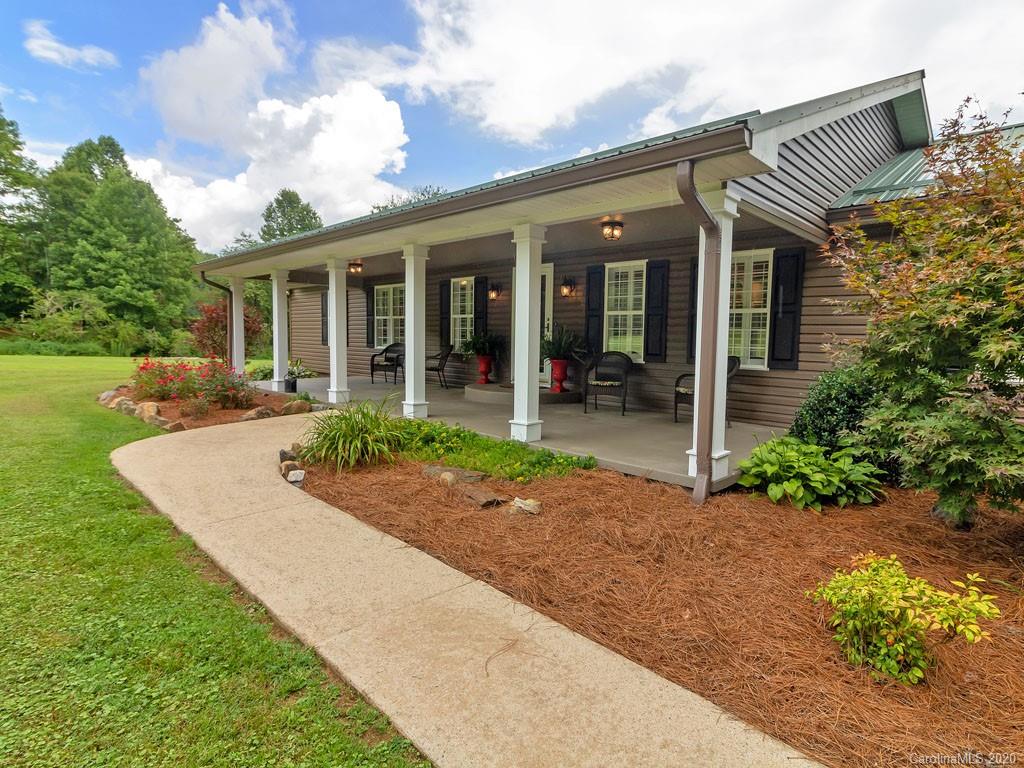 480 Clement Road Brevard, NC 28712 - Photo 5 of 44 Gallery Image 5