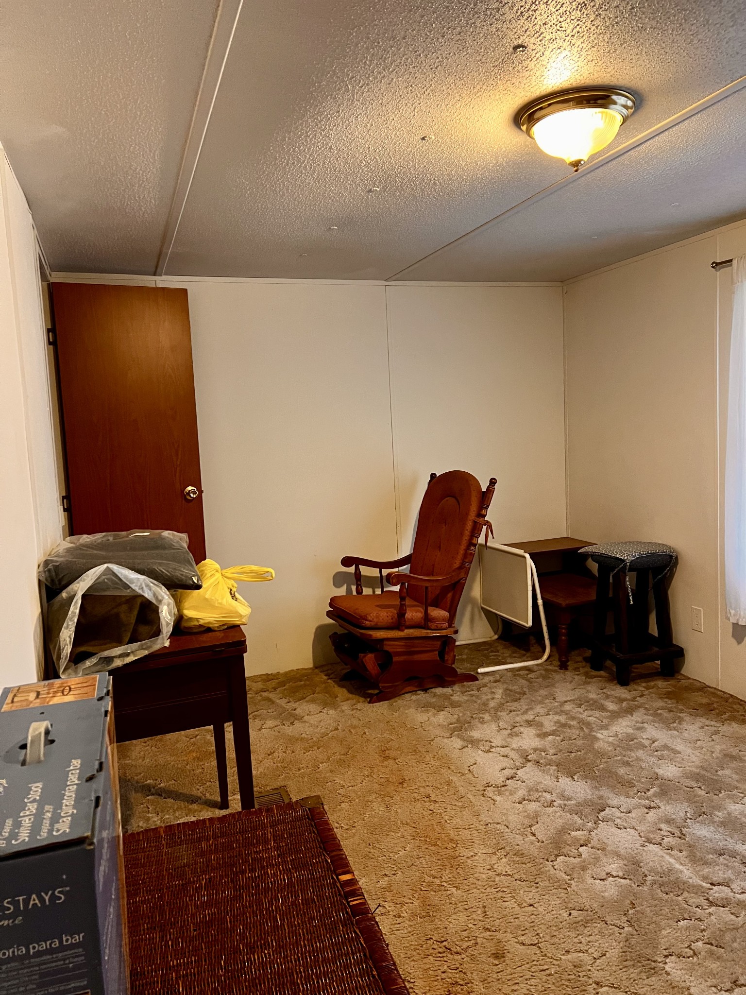 226 Old Lockhart Road Tennessee Ridge, TN 37178 - Photo 10 of 27 a room with furniture