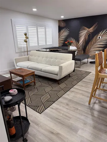 $799,900 | 310 Northeast 12th Avenue, Pompano Beach, FL 33060