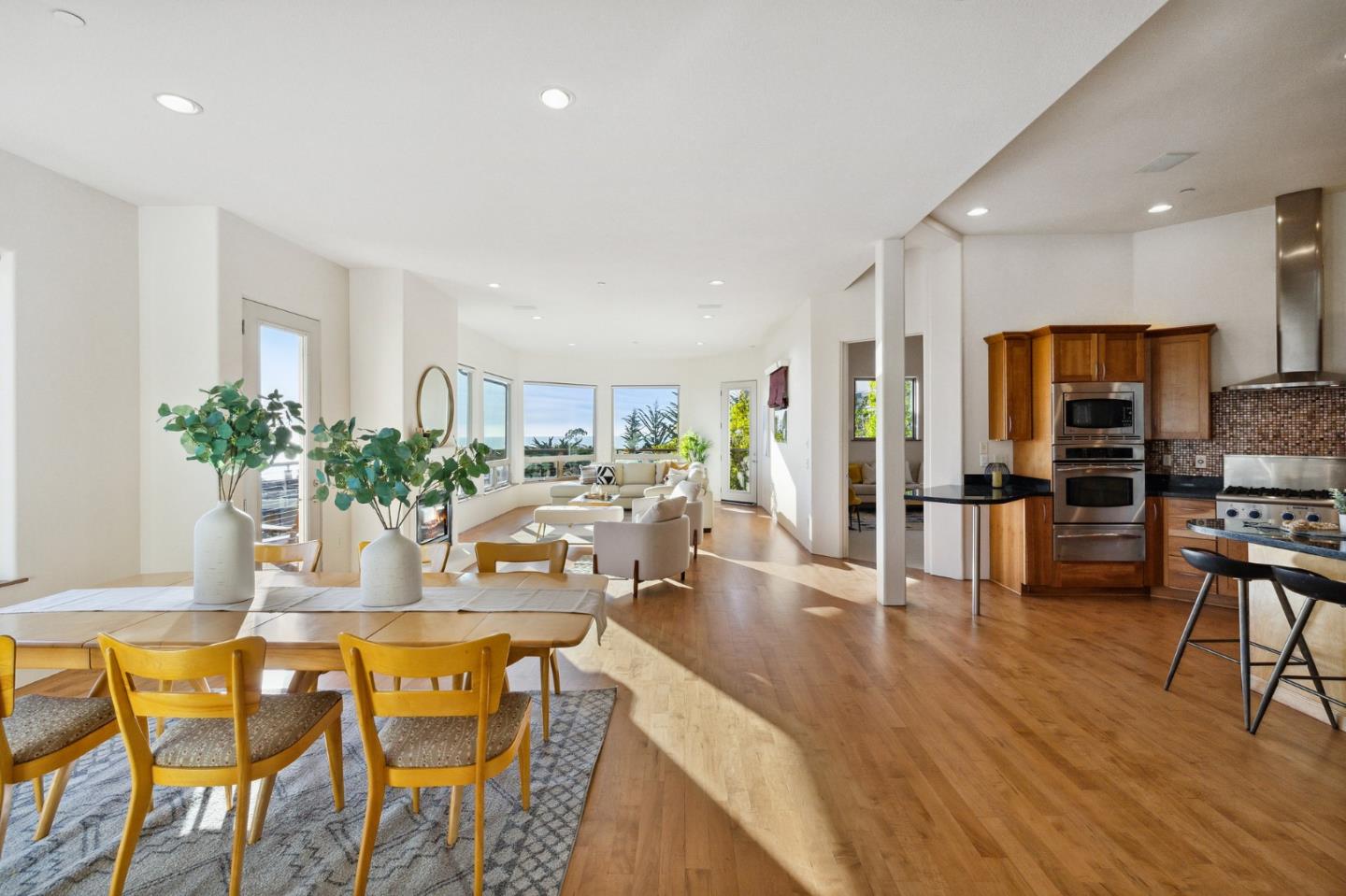 236 Del Monte Road El Granada, CA 94019 - Photo 15 of 84 Gallery Image 15