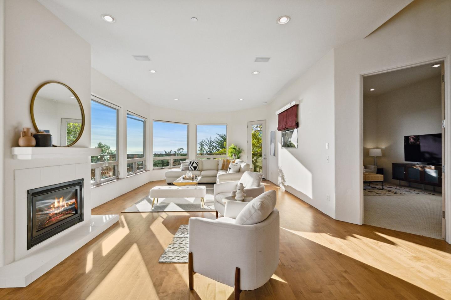 236 Del Monte Road El Granada, CA 94019 - Photo 18 of 84 Gallery Image 18