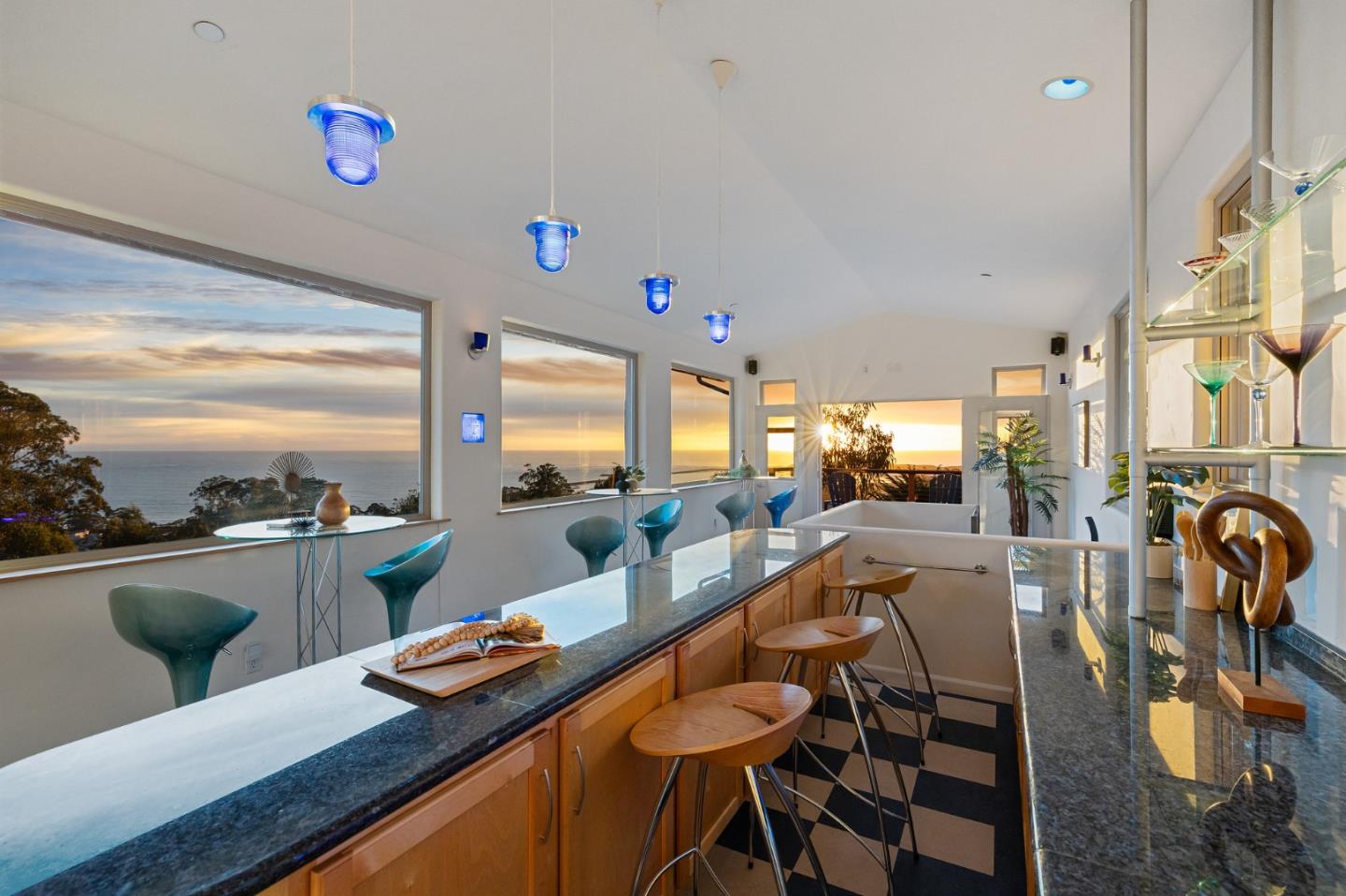 236 Del Monte Road El Granada, CA 94019 - Photo 22 of 84 Gallery Image 22