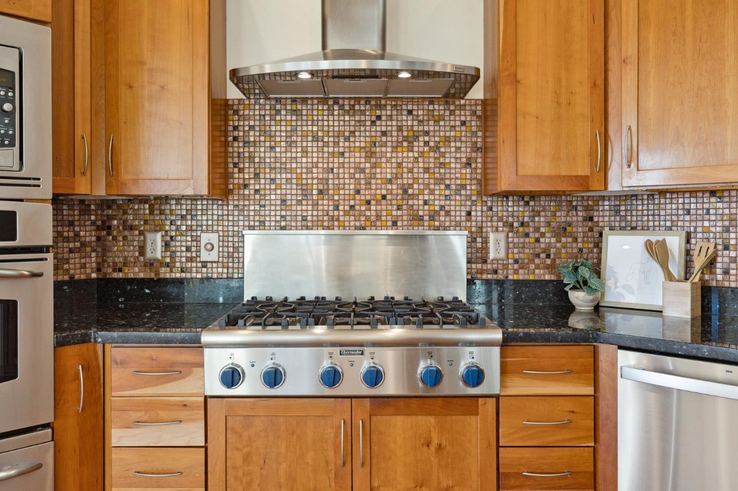 236 Del Monte Road El Granada, CA 94019 - Photo 38 of 84 Gallery Image 38