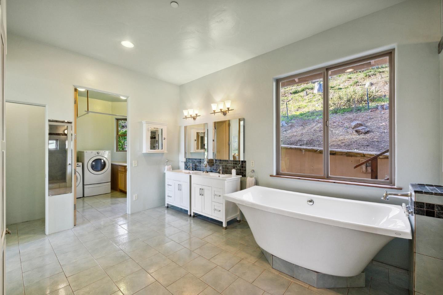 236 Del Monte Road El Granada, CA 94019 - Photo 54 of 84 Gallery Image 54