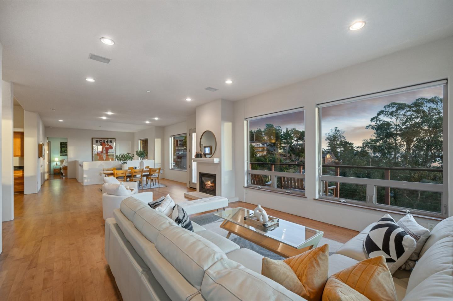 236 Del Monte Road El Granada, CA 94019 - Photo 7 of 84 Gallery Image 7