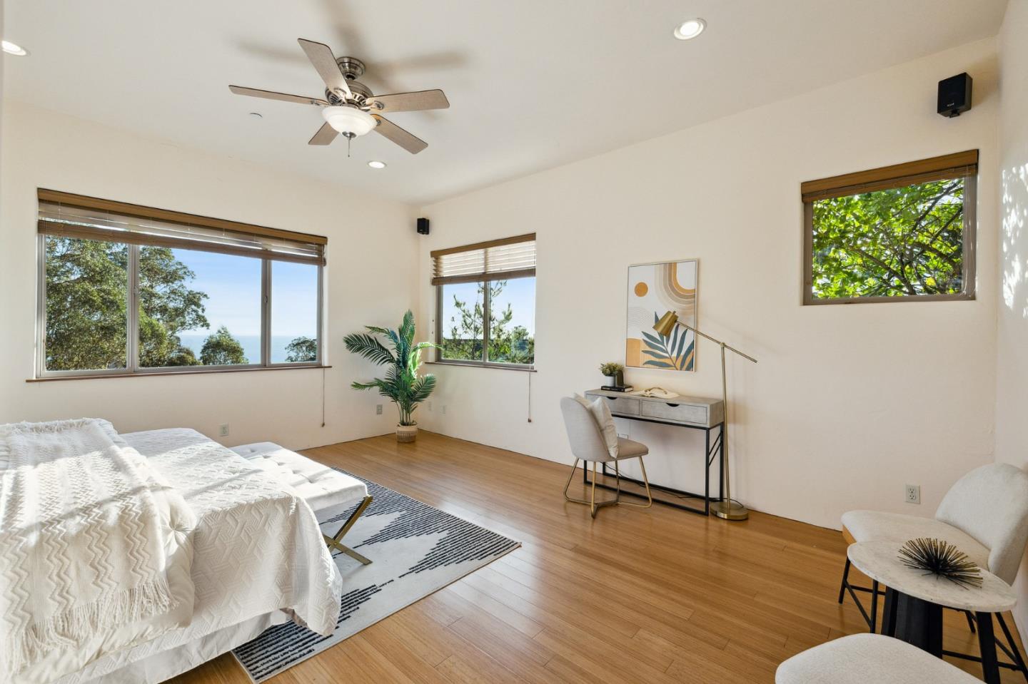 236 Del Monte Road El Granada, CA 94019 - Photo 73 of 84 Gallery Image 73