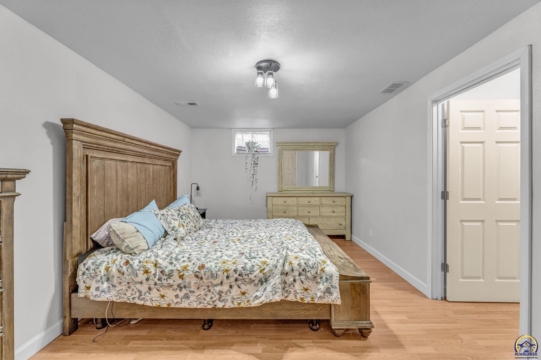 320 Harrison Court Auburn, KS 66402 - Photo 17 of 33