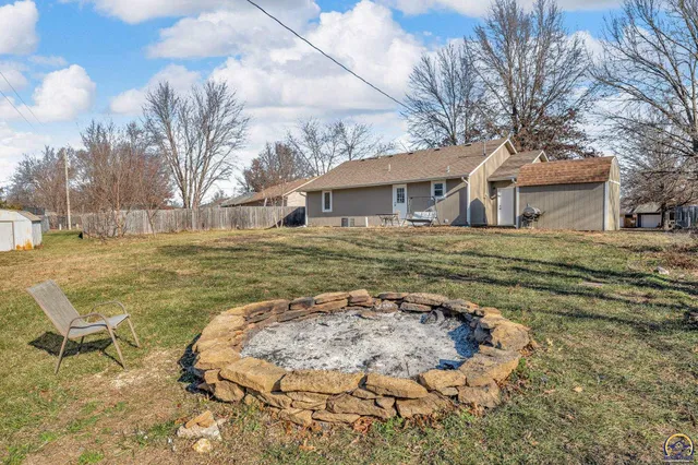$233,572 | 320 Harrison Court, Auburn, KS 66402