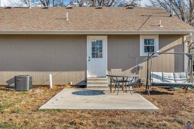 $233,572 | 320 Harrison Court, Auburn, KS 66402