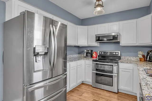 $233,572 | 320 Harrison Court, Auburn, KS 66402