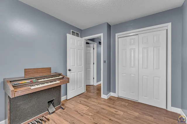 $233,572 | 320 Harrison Court, Auburn, KS 66402