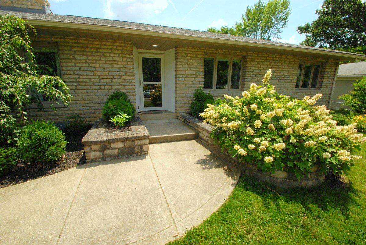 3036 Leeds Road Columbus, OH 43221 - Photo 5 of 46 Gallery Image 5