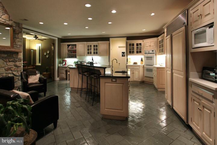15400 Manor Road Monkton, MD 21111 - Photo 19 of 30 Kitchen