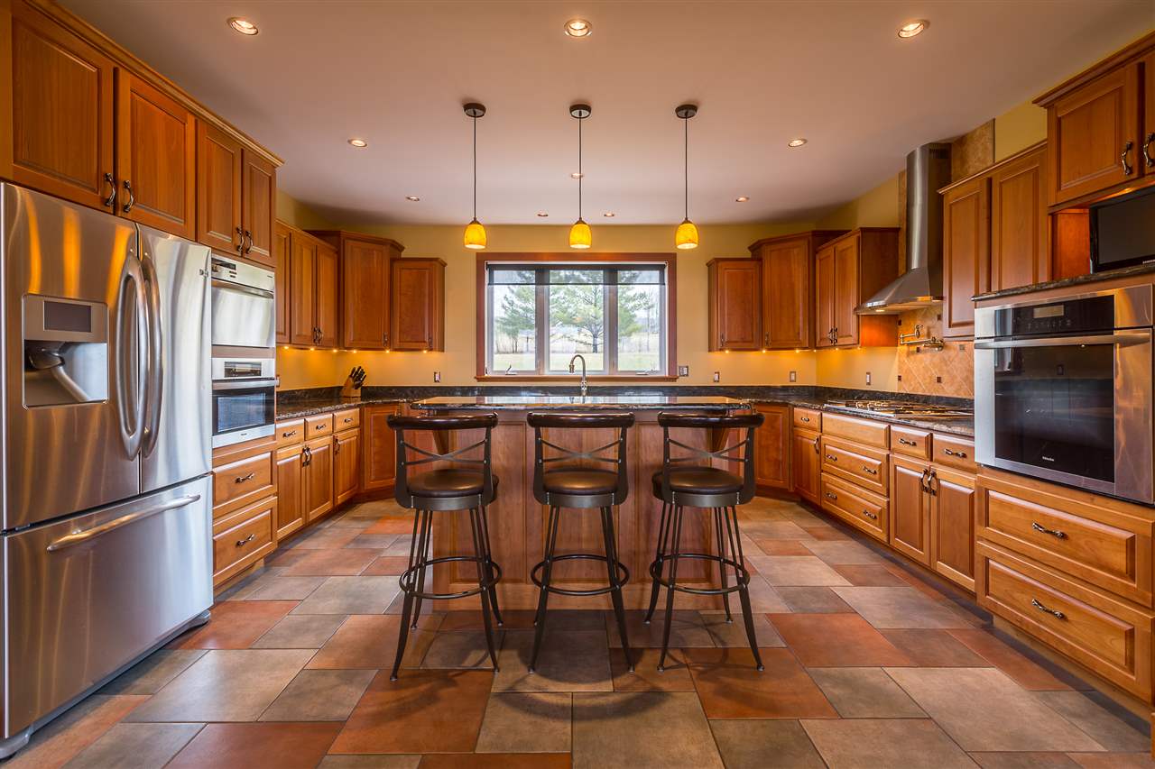 76 Sunset Road Barre Town, VT 05641 - Photo 7 of 40