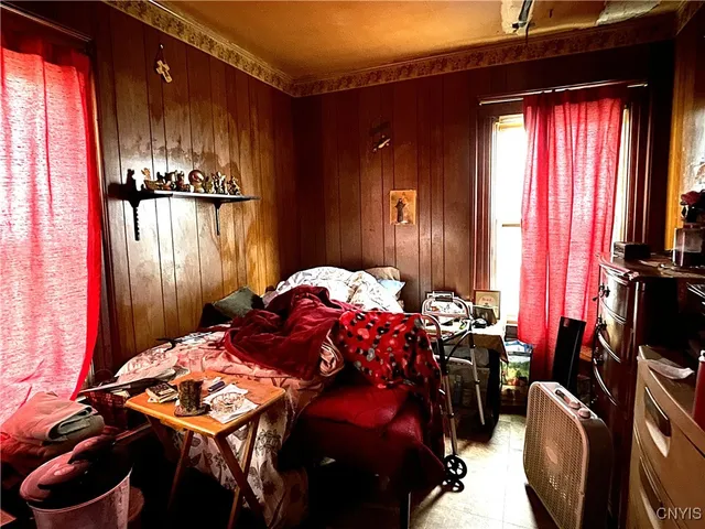 $215,000 | 220 West Yates Street, De Witt, NY 13057