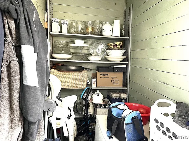 $215,000 | 220 West Yates Street, De Witt, NY 13057