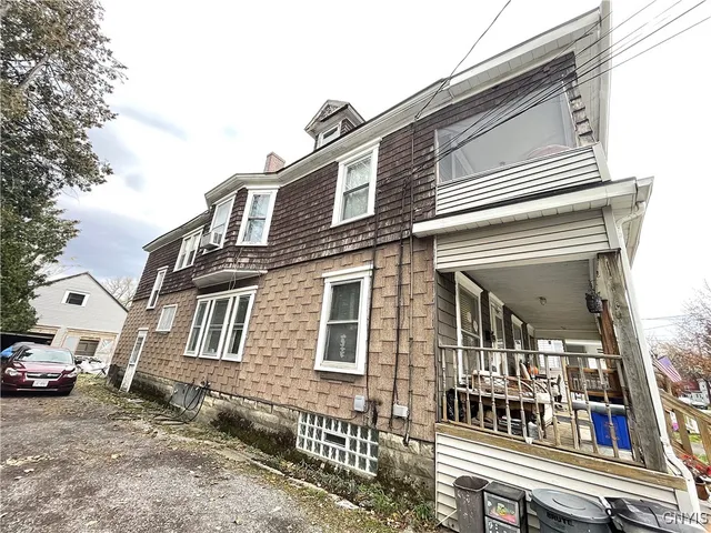 $215,000 | 220 West Yates Street, De Witt, NY 13057