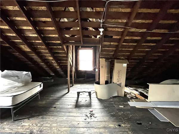 $215,000 | 220 West Yates Street, De Witt, NY 13057
