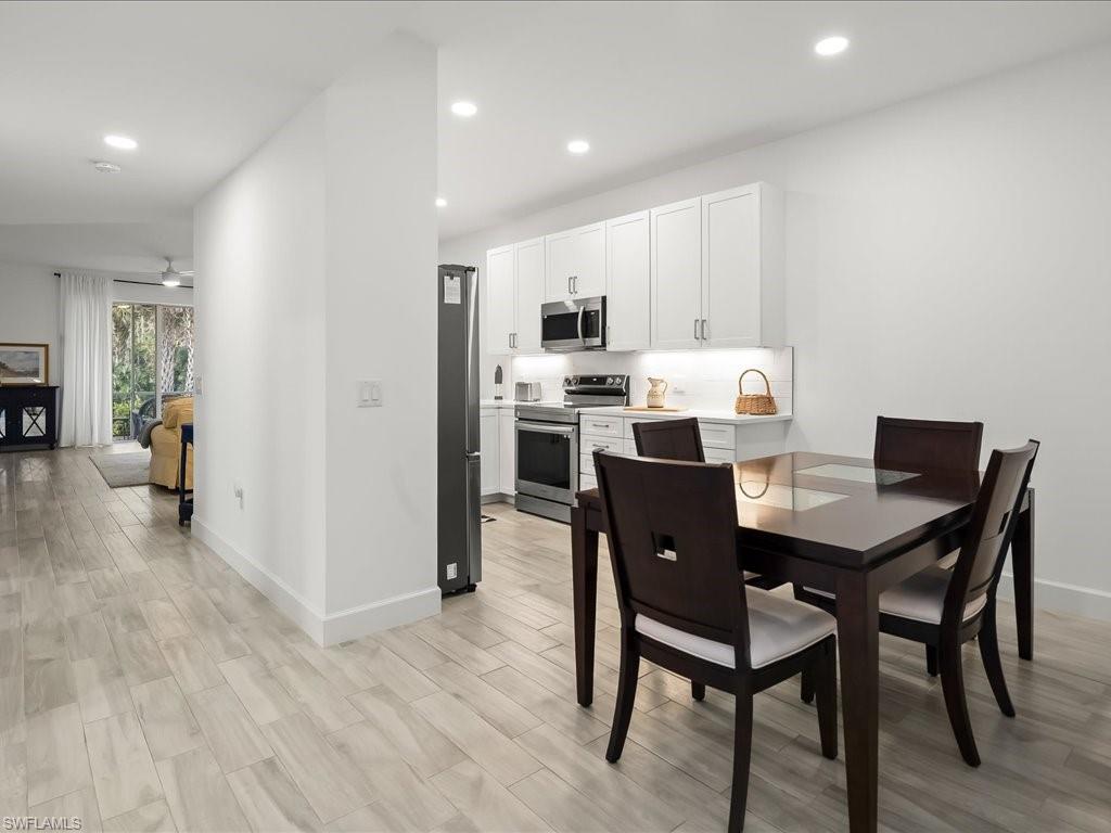 501 Robin Hood Circle, Unit 101 Naples, FL 34104 - Photo 3 of 25 Breakfast Nook