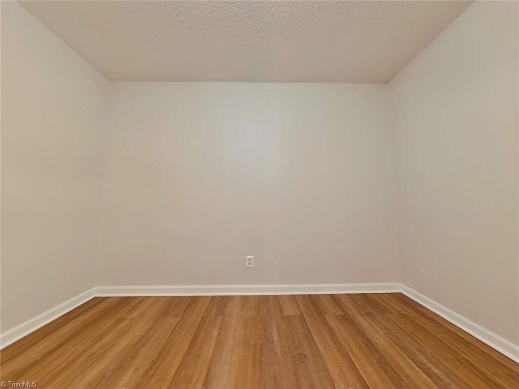 1629 Beaucrest Avenue High Point, NC 27265 - Photo 11 of 29