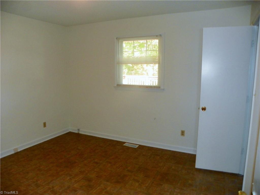 1629 Beaucrest Avenue High Point, NC 27265 - Photo 20 of 29