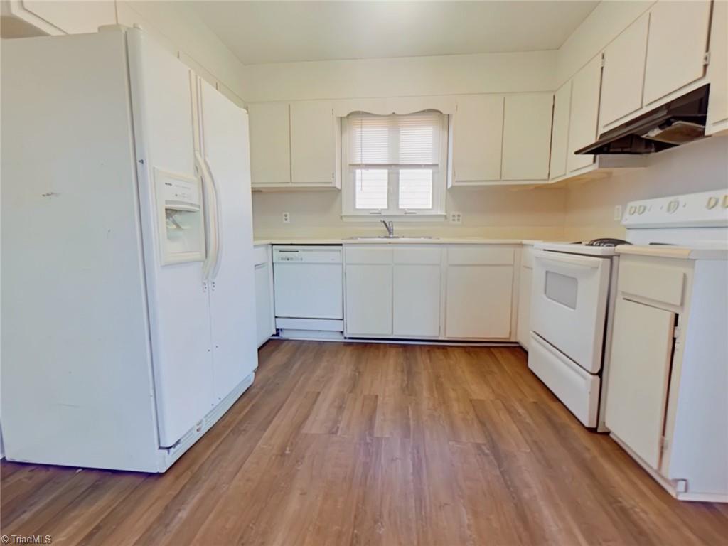 1629 Beaucrest Avenue High Point, NC 27265 - Photo 24 of 29