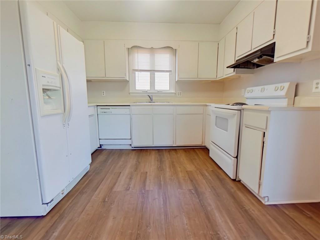 1629 Beaucrest Avenue High Point, NC 27265 - Photo 25 of 29