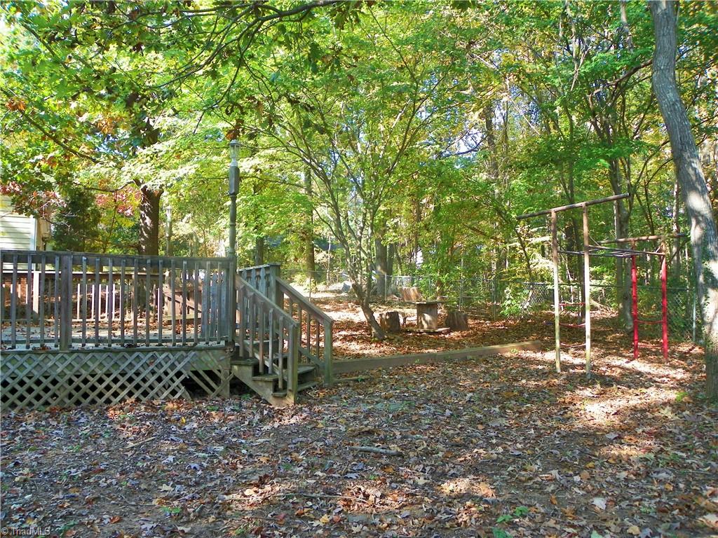 1629 Beaucrest Avenue High Point, NC 27265 - Photo 27 of 29