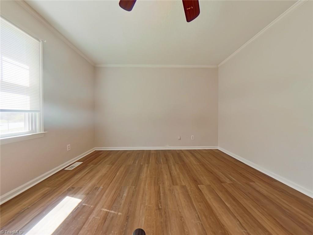 1629 Beaucrest Avenue High Point, NC 27265 - Photo 7 of 29