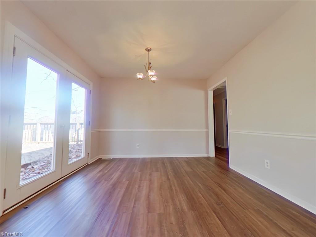 1629 Beaucrest Avenue High Point, NC 27265 - Photo 8 of 29