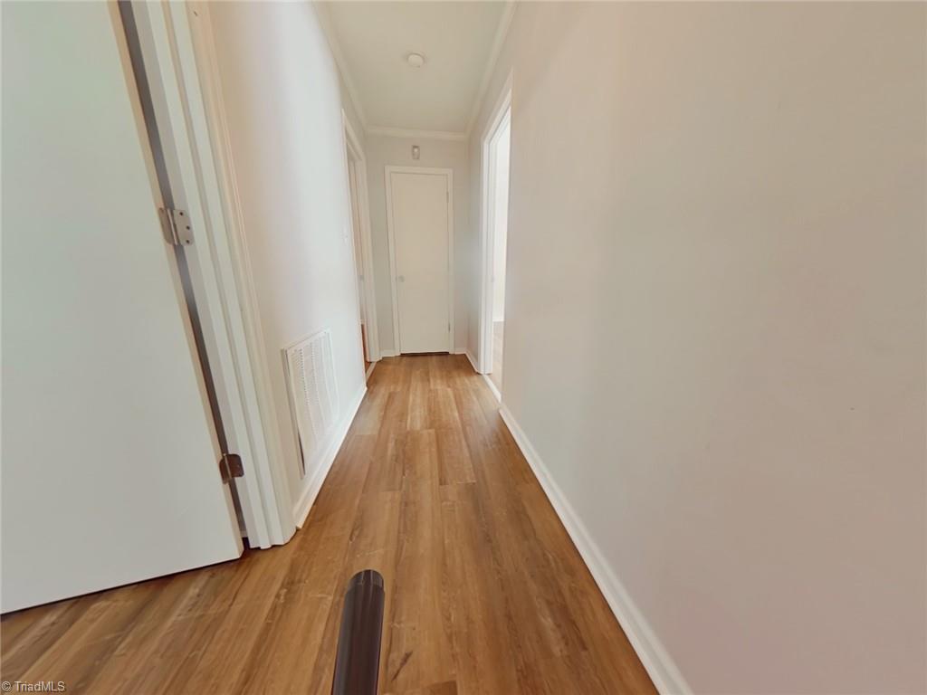 1629 Beaucrest Avenue High Point, NC 27265 - Photo 9 of 29