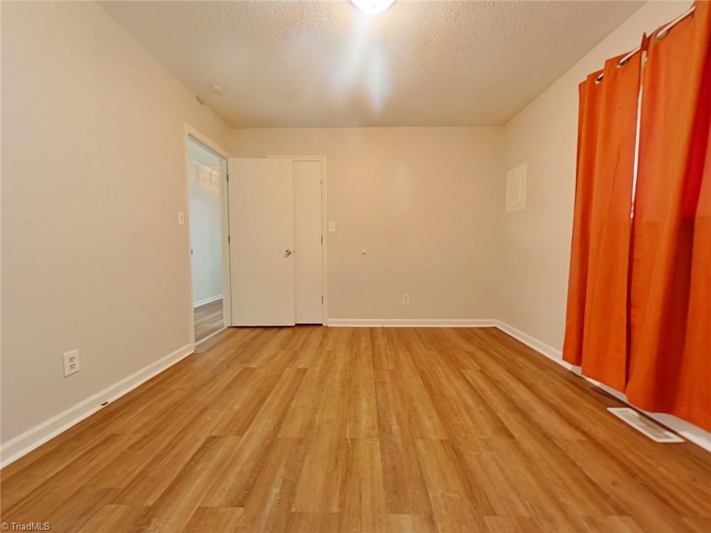 1629 Beaucrest Avenue High Point, NC 27265 - Photo 10 of 29