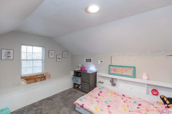 $85,000 | 216 West 5th Street, Lefors, TX 79054