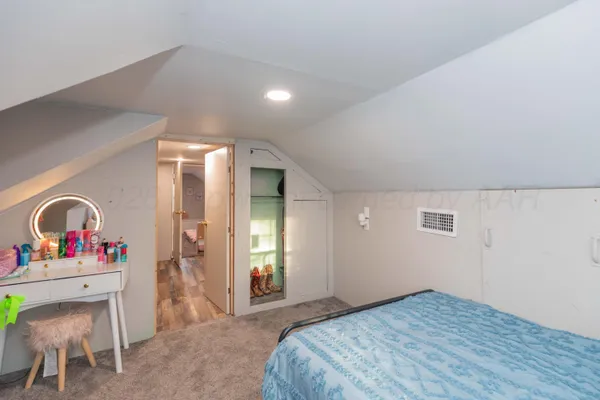 $85,000 | 216 West 5th Street, Lefors, TX 79054