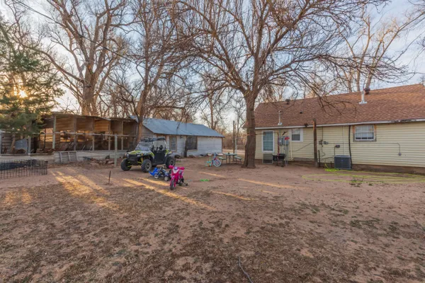 $85,000 | 216 West 5th Street, Lefors, TX 79054