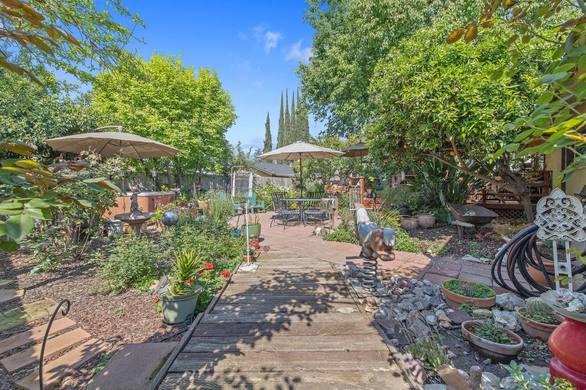 1009 South Rova Court Visalia, CA 93277 - Photo 49 of 57