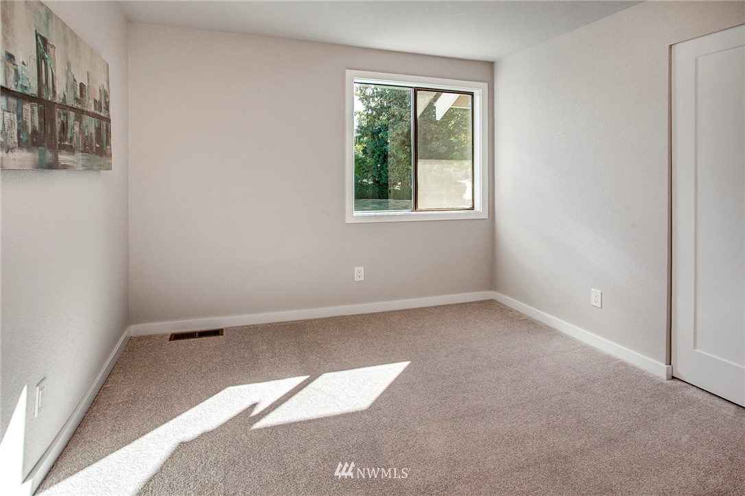 1912 238th Street Southeast Bothell, WA 98021 - Photo 29 of 35