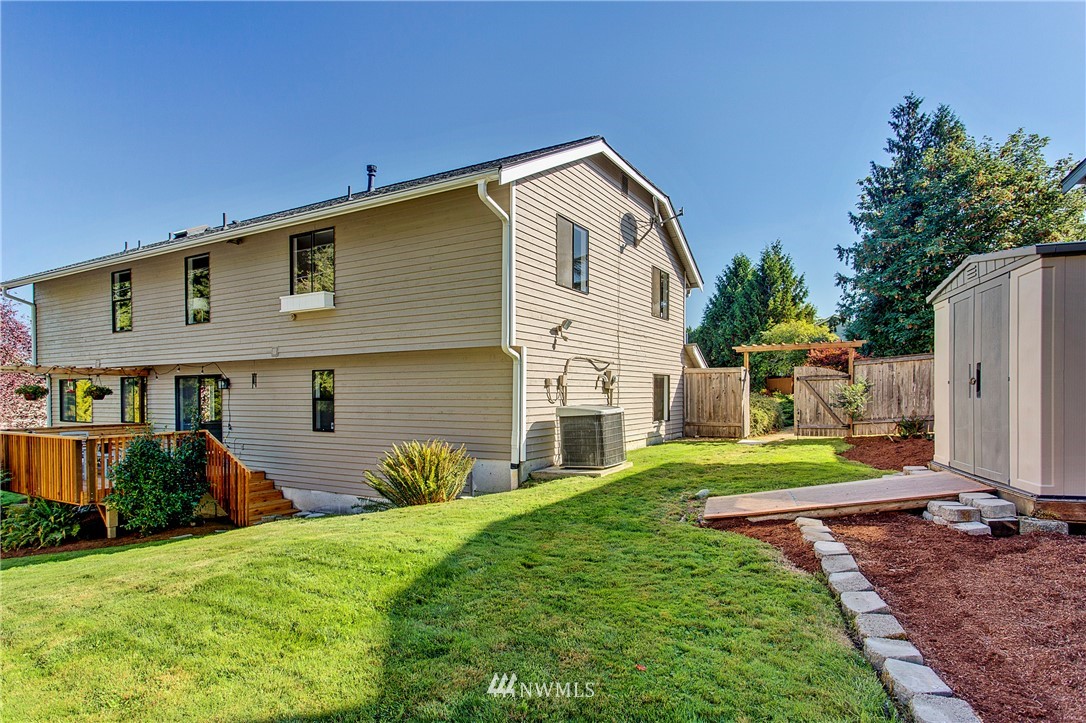 1912 238th Street Southeast Bothell, WA 98021 - Photo 34 of 35