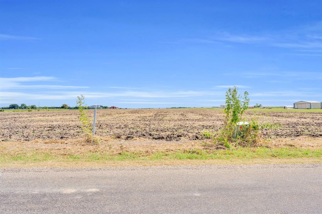 345 North Armstrong Road Venus, TX 76084 - Photo 3 of 18 a view of an ocean