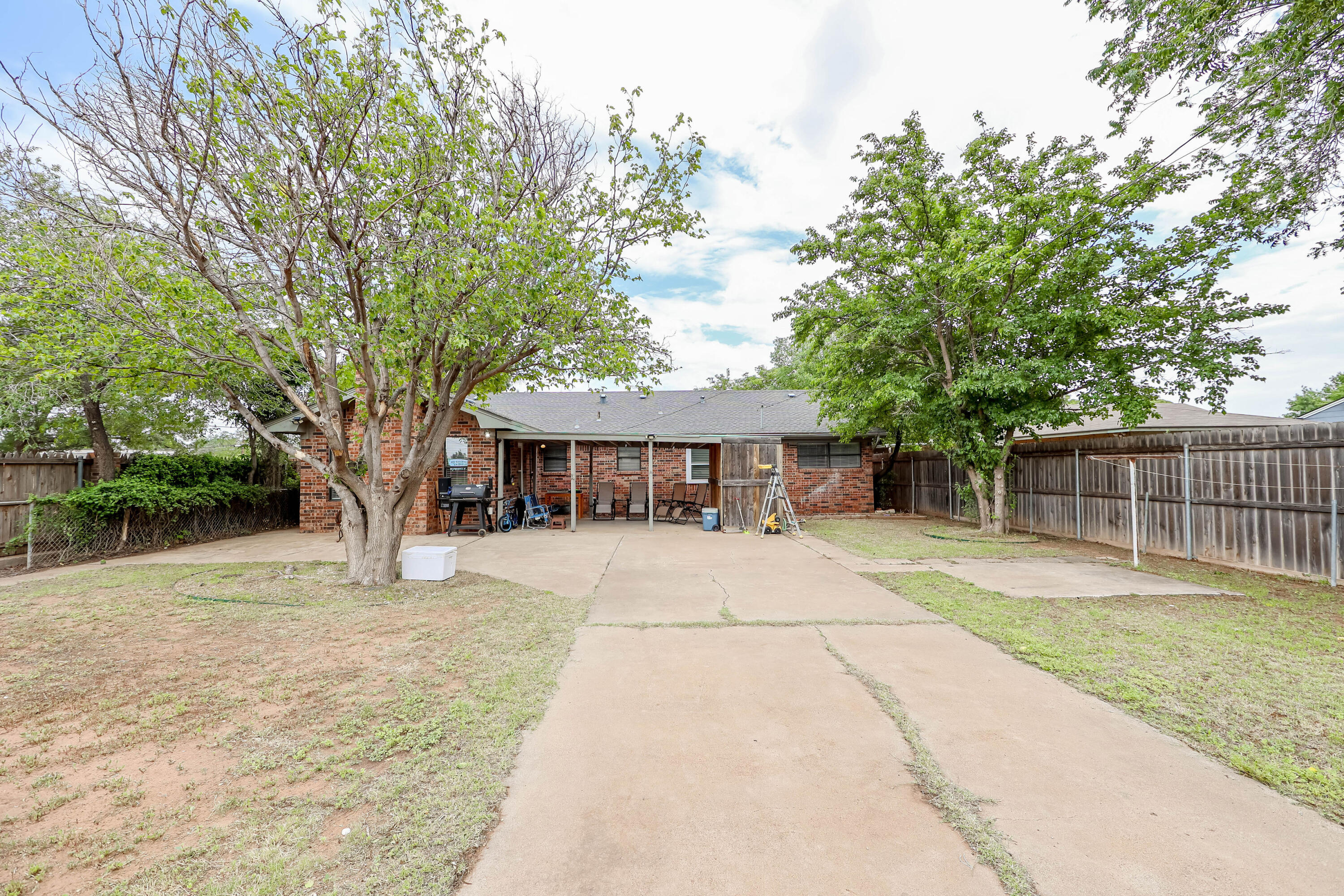3317 32nd Street Lubbock, TX 79410 - Photo 5 of 39 3317_32NDST_RHEA